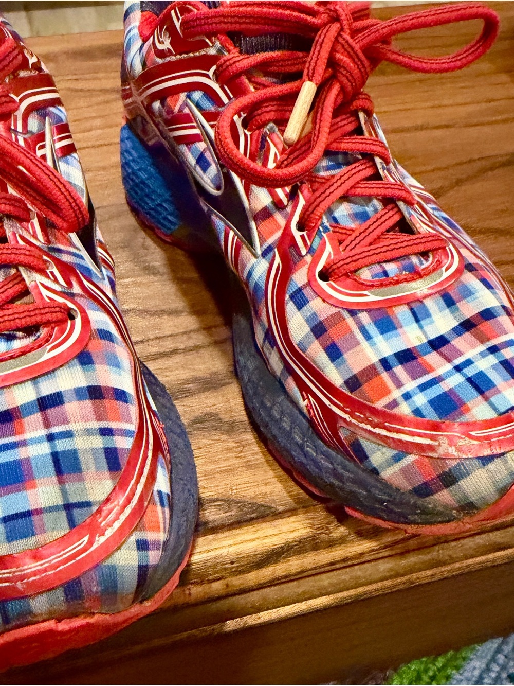Brooks Red, Blue & White Plaid GTS shoes. 2016 Boston Marathon Running shoes - Picture 5 of 6